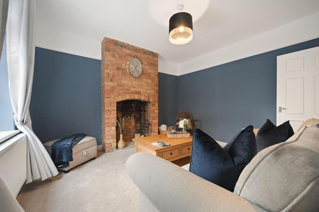 Picturesque Victorian Cottage Worcester Bagian luar foto